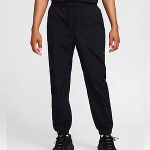 Men’s Nike Tech Woven Taper Leg Pants